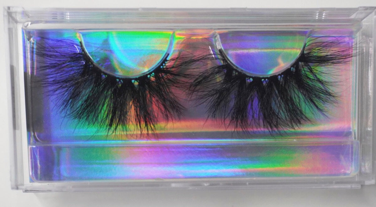 Stunning mink eyelashes