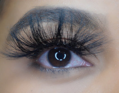 Stunning mink eyelashes